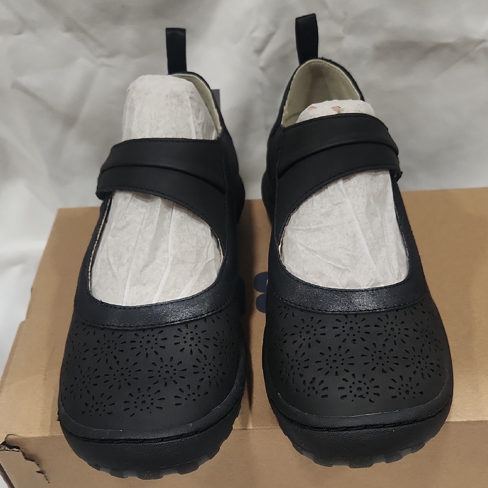 New JBU Rhonda Black Mary Jane Shoes - Picture 2 of 10